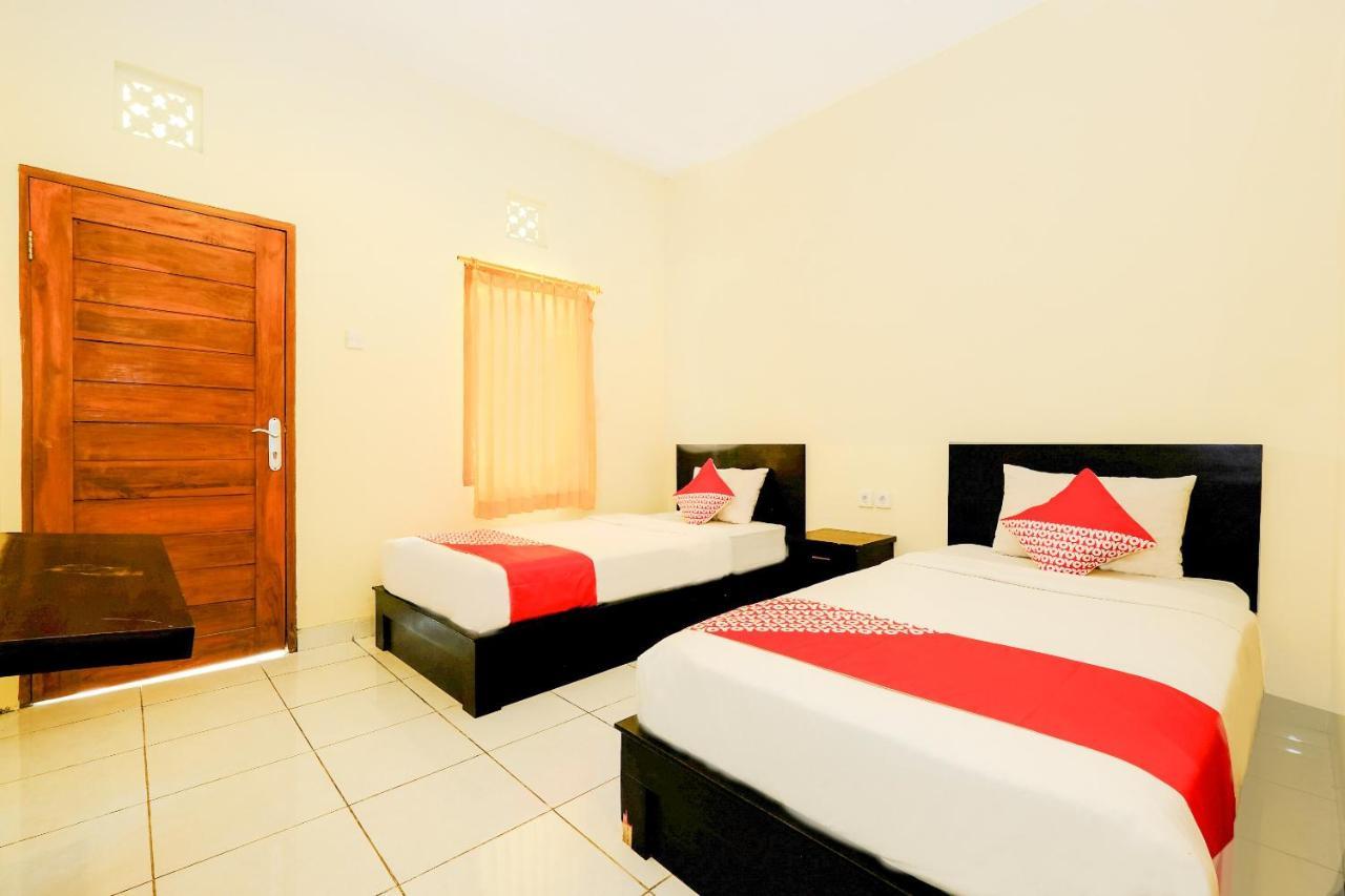 Oyo 2521 Uluwatu Cahya Guest House Exteriör bild
