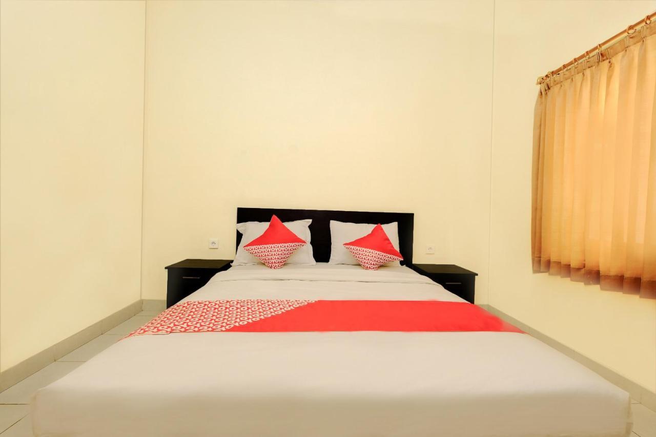 Oyo 2521 Uluwatu Cahya Guest House Exteriör bild