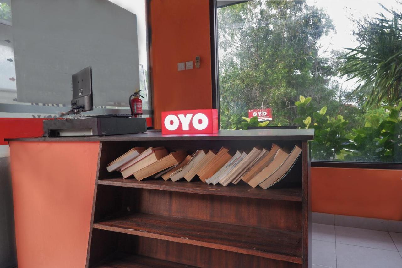 Oyo 2521 Uluwatu Cahya Guest House Exteriör bild