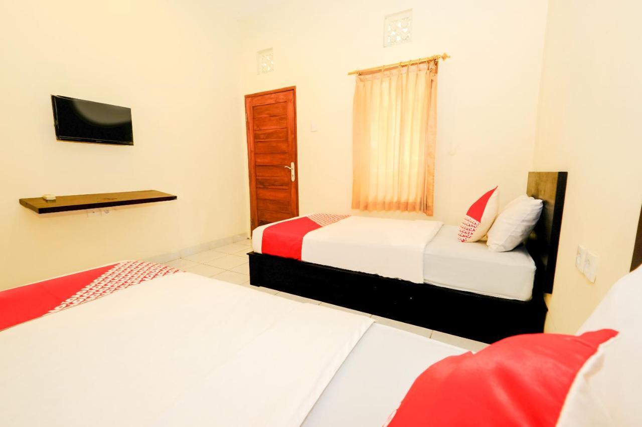 Oyo 2521 Uluwatu Cahya Guest House Exteriör bild
